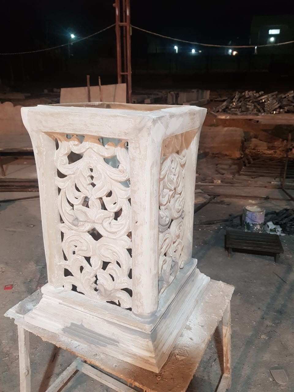 Name: Ivory Carved Lantern Pedestal
