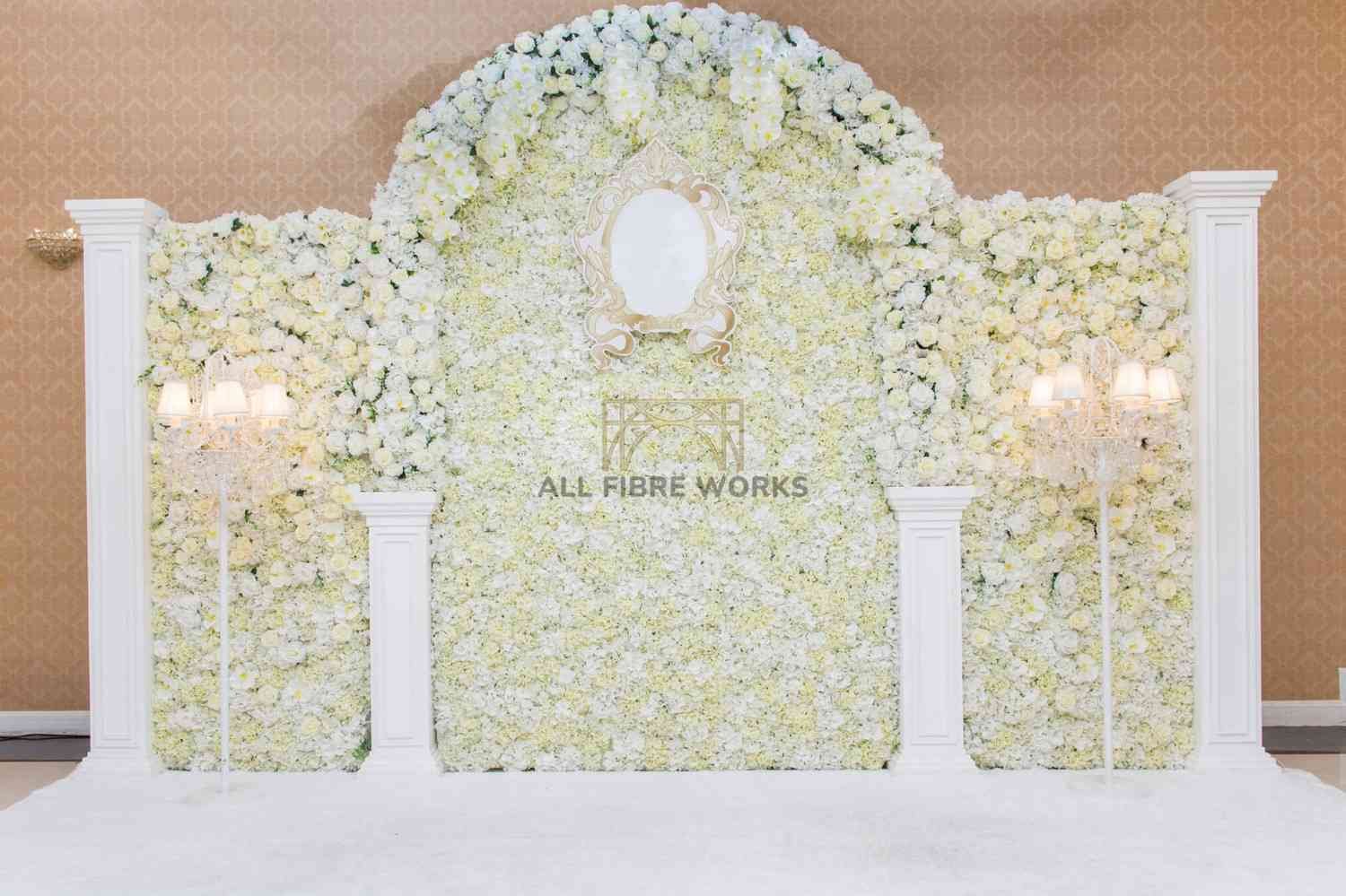 Ivory Floral Palace Wall