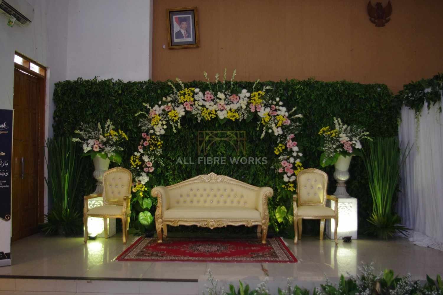 Emerald Floral Classic Stage